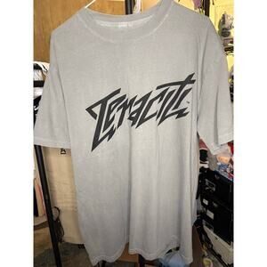 NEW Sz. L - Gray Tenaciti TShirt